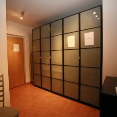 Апартаменты Cozy Studio with free parking развлечения
