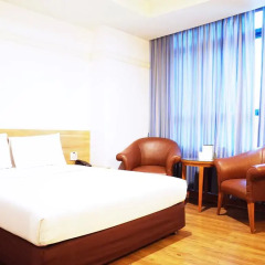 Отель The Bavana Surawong Bangkok 3* Стандартный номер фото 10