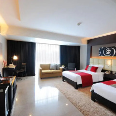 Отель DoubleTree by Hilton Bangkok Ploenchit 5* Номер Делюкс фото 6