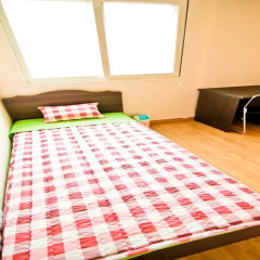 Отель Kimchee Hongdae Guesthouse Стандартный номер с различными типами кроватей фото 2