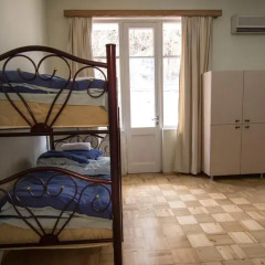 Отель Violet Hostel Грузия, Тбилиси - 1 отзыв об отеле, цены и фото номеров - забронировать отель Violet Hostel онлайн фитнесс-зал