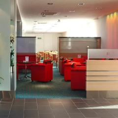 Отель Holiday Inn Express Geneva Airport интерьер отеля фото 3