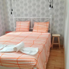 Отель Feel Lisbon B&B бассейн
