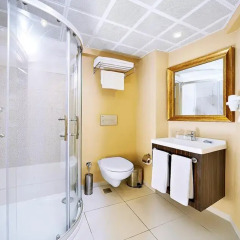Ideal Piccolo Hotel Турция, Мармарис - отзывы, цены и фото номеров - забронировать отель Ideal Piccolo Hotel - All Inclusive - Adults Only онлайн ванная фото 2