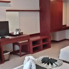 Malin Patong Hotel 3* Улучшенный номер двуспальная кровать фото 2