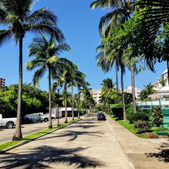 Отель Maz4you Beachfront Condo Масатлан фитнесс-зал
