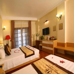 Отель Hanoi Guesthouse Номер Делюкс фото 18