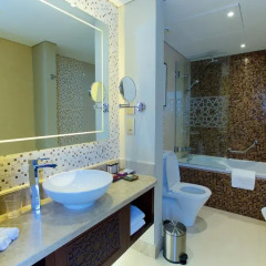 Отель Marjan Island Resort & Spa Managed by AccorHotels 5* Улучшенный номер с различными типами кроватей фото 14