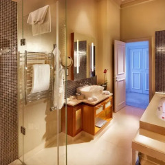 Отель The Grand Mark Prague 5* Улучшенный номер с различными типами кроватей фото 7