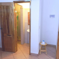 Отель Hostal Yaku Montañita Стандартный семейный номер с двуспальной кроватью фото 4