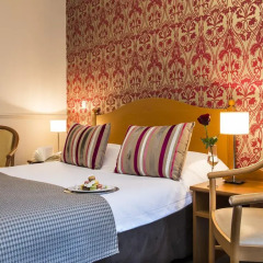 Отель Hôtel Vacances Bleues Le Royal 3* Стандартный номер с двуспальной кроватью фото 7