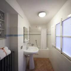Отель Condotta House B&B ванная