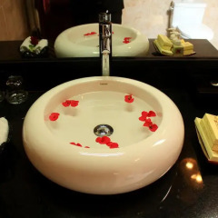Отель Phu Thinh Boutique Resort & Spa 4* Коттедж с различными типами кроватей