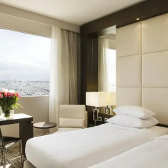 Отель Hyatt Regency Paris Etoile 4* Улучшенный номер с различными типами кроватей фото 3