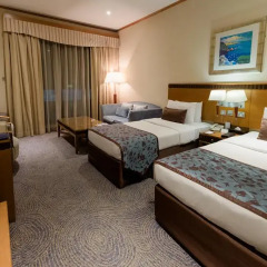 Отель Golden Tulip Al Barsha Стандартный номер с различными типами кроватей фото 4