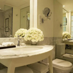 Отель The Kingsbury 5* Улучшенный номер с различными типами кроватей фото 9