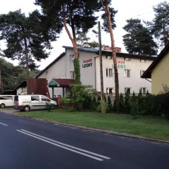 Отель Zajazd Leśny парковка