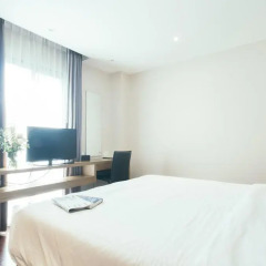 Отель Thomson Residence 4* Стандартный номер фото 3