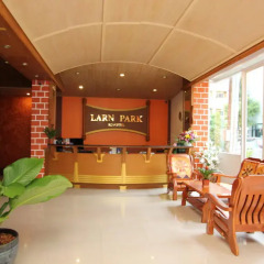 Отель Larn Park Resortel спа