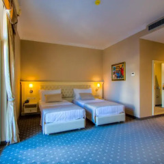 Lot Boutique Hotel 3* Улучшенный номер с 2 отдельными кроватями