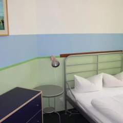 Отель St Christophers Inn Berlin Стандартный номер с двуспальной кроватью (общая ванная комната) фото 5