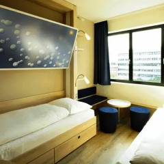 H2 Hotel Berlin Alexanderplatz 2* Стандартный номер с разными типами кроватей фото 3
