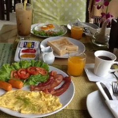 Отель Monaburi Boutique Resort питание
