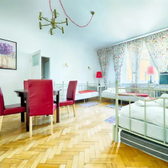 Old Town Kanonia Hostel & Apartments интерьер отеля