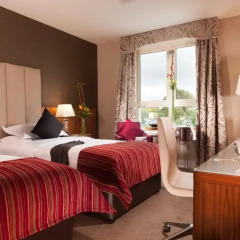 Castleknock Hotel 4* Улучшенный номер с 2 отдельными кроватями фото 3
