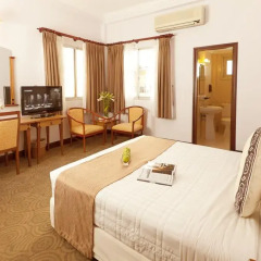 Liberty Hotel Saigon Parkview 3* Номер Делюкс с различными типами кроватей фото 4