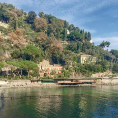 Отель Appartmento Santa Margherita Церковь Св. Маргариты Лигурийской приотельная территория