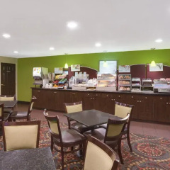 Отель Holiday Inn Express & Suites Sarasota East питание