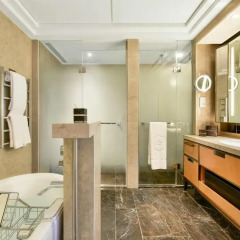 Shangri-La Hotel at The Shard, London 5* Улучшенный номер с различными типами кроватей
