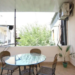 Отель Holiday Home Charenc балкон