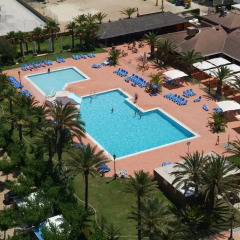 Отель Camping Vendrell Platja спортивное сооружение