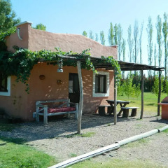 Отель Posada del Maitén Сан-Рафаэль парковка