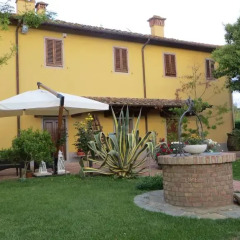 Отель Casale Poggimele Эмполи