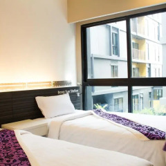 Отель Isanook Residence 4* Люкс