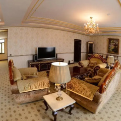 Отель Golden Palace Tsakhkadzor 4* Президентский люкс с двуспальной кроватью фото 4