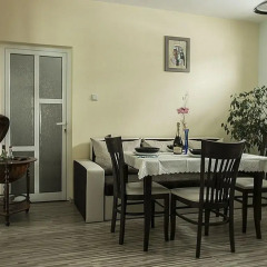 Отель Guest House "Momchil" в номере фото 2