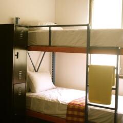 La Madrugada Hostel сейф в номере