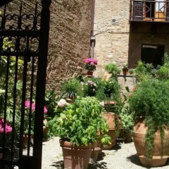 Отель Guest House La Torre Nomipesciolini Италия, Сан-Джиминьяно - отзывы, цены и фото номеров - забронировать отель Guest House La Torre Nomipesciolini онлайн