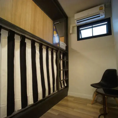 BRB Hostel Bangkok Silom Кровать в общем номере с двухъярусной кроватью фото 3