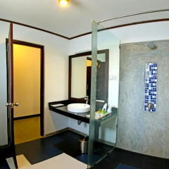 Отель Coco Royal Beach Resort Шри-Ланка, Калутара - отзывы, цены и фото номеров - забронировать отель Coco Royal Beach Resort онлайн ванная фото 2