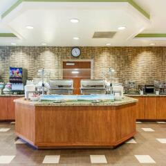 Comfort Inn Suites Near Universal Orlando Resort In Orlando