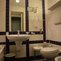 Отель Locanda Ai Santi Apostoli 3* Стандартный номер с различными типами кроватей фото 33