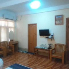 Inle Star Hotel 2* Стандартный номер с различными типами кроватей