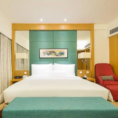 Отель Somerset Riverview Chengdu 4* Представительский номер с различными типами кроватей фото 3