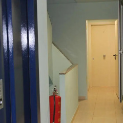 Отель Hostal Cal Siles Испания, Эль-Прат-де-Льобрегат - отзывы, цены и фото номеров - забронировать отель Hostal Cal Siles онлайн интерьер отеля