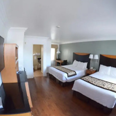Отель Sunset Motel 2* Стандартный номер с различными типами кроватей фото 7